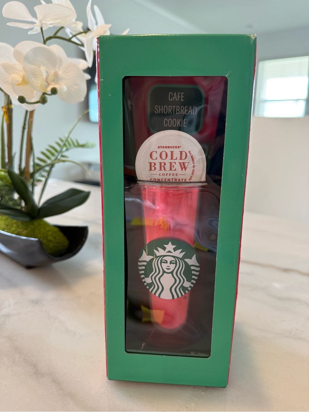 Starbucks Green & Red Holiday Gift Pack Box with Tumbler